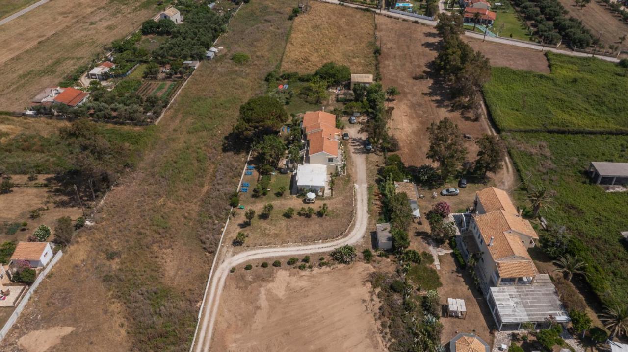 Lazaris Apartments Almiros Beach Esterno foto