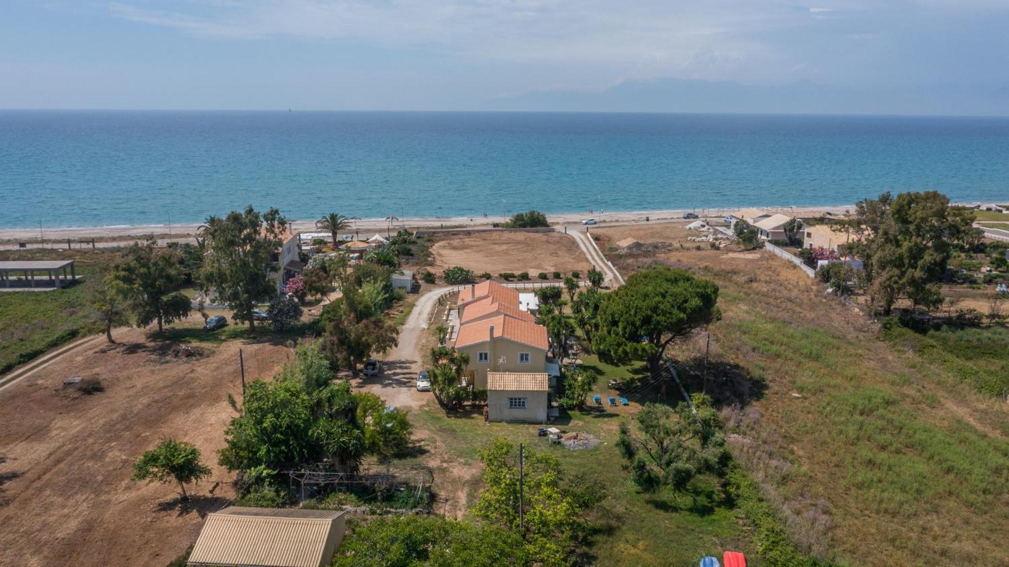 Lazaris Apartments Almiros Beach Esterno foto